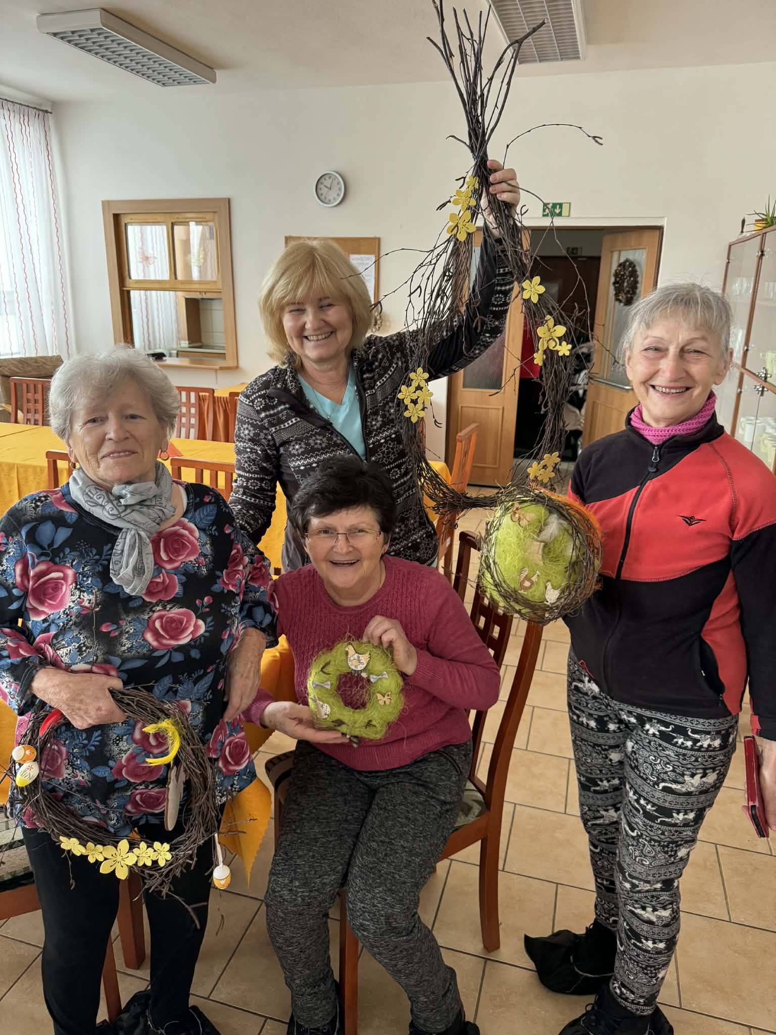 Tvoříme spolu jarní věnce Mikulovice